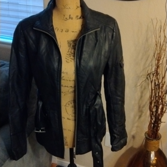 Leather Jacket - Picture 9 of 12